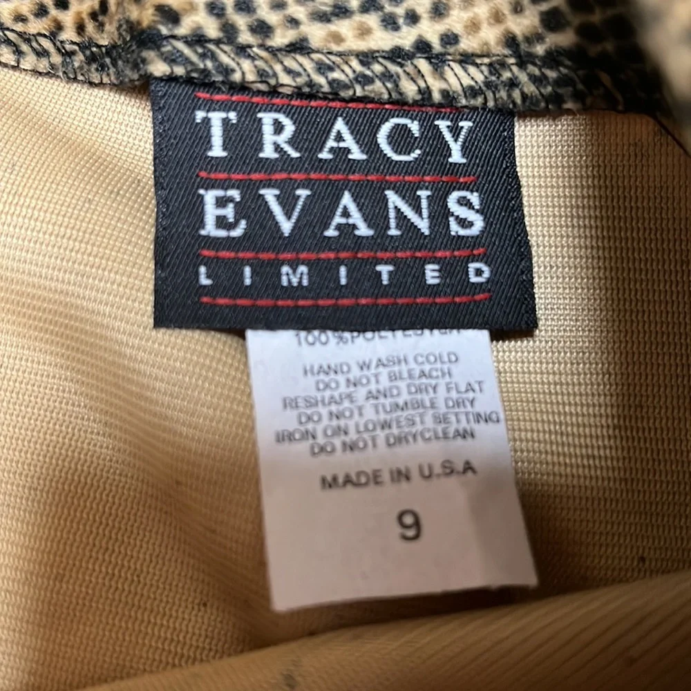 New Tracy Evans python print skirt - Picture 3 of 15